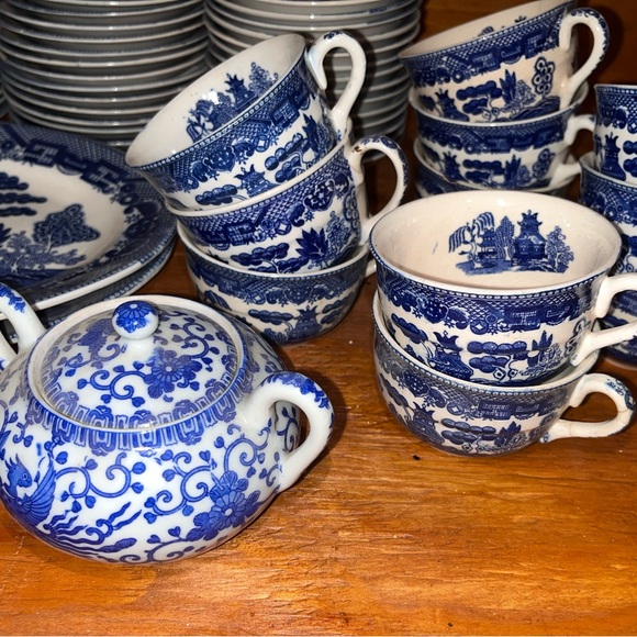 Vintage Blue Dish Set of 93 Pieces from Japan porcelain Tea-Dishes Sources Large - Picture 5 of 11